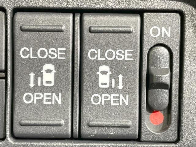 フリード エアー　ＥＸ　４ＷＤ　登録済未使用車　両側電動スライド　寒冷地仕様　衝突軽減　レーダークルーズ　コーナーセンサー　ＬＥＤヘッド　オートライト　オートエアコン　オートハイビーム　車線逸脱警報　スマートキー（4枚目）