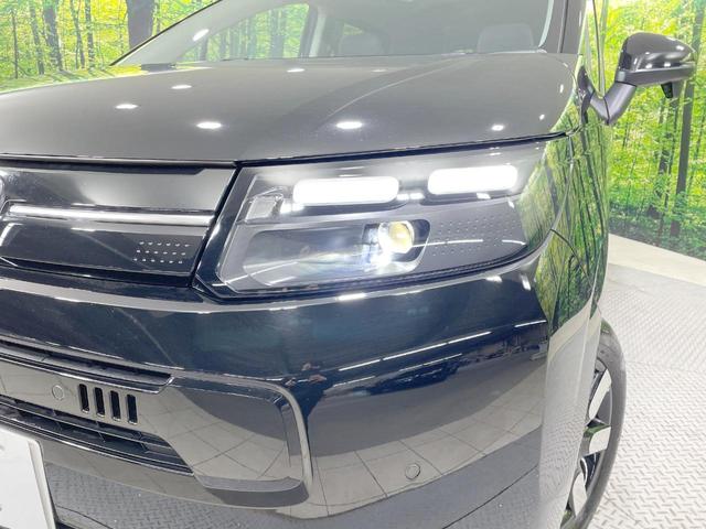 フリード エアー　ＥＸ　４ＷＤ　登録済未使用車　両側電動スライド　寒冷地仕様　衝突軽減　レーダークルーズ　コーナーセンサー　ＬＥＤヘッド　オートライト　オートエアコン　オートハイビーム　車線逸脱警報　スマートキー（14枚目）