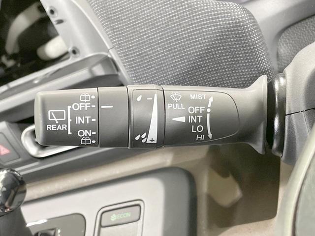 フリード エアー　ＥＸ　４ＷＤ　登録済未使用車　両側電動スライド　寒冷地仕様　衝突軽減　レーダークルーズ　コーナーセンサー　ＬＥＤヘッド　オートライト　オートエアコン　オートハイビーム　車線逸脱警報　スマートキー（33枚目）