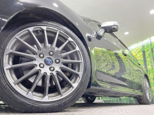 レヴォーグ 1.6STIスポーツアイサイト サンルーフ 純正ナビ LEDライナー バックカメラ 革シート レーダークルーズ シートヒーター LEDヘッド・フォグ ETC 純正18AW パドルシフト ステアリングスイッチ デュアルエアコン(14枚目)