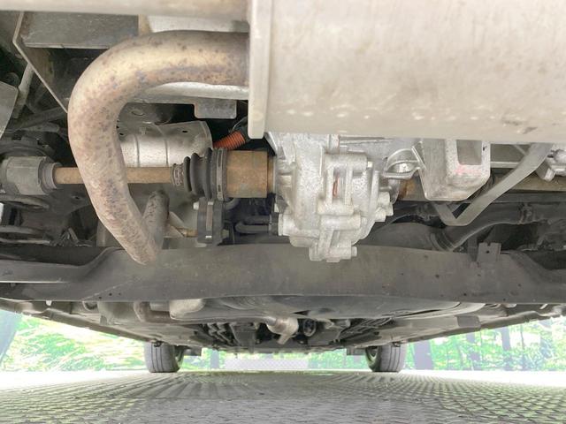 ノート Ｓ　ＦＯＵＲ　純正９型ナビ　衝突軽減　シートヒーター　デジタルインナーミラー　ステアリングヒーター　オートエアコン　ステアリングスイッチ　オートハイビーム　ウィンカーミラー　スマートキー　１５ＡＷ（20枚目）