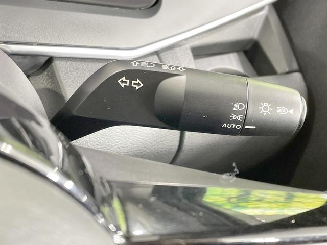 ノート Ｓ　ＦＯＵＲ　純正９型ナビ　衝突軽減　シートヒーター　デジタルインナーミラー　ステアリングヒーター　オートエアコン　ステアリングスイッチ　オートハイビーム　ウィンカーミラー　スマートキー　１５ＡＷ（28枚目）