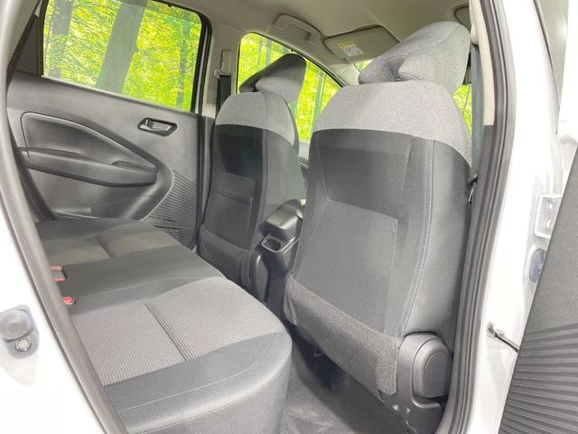 ノート Ｓ　ＦＯＵＲ　純正９型ナビ　衝突軽減　シートヒーター　デジタルインナーミラー　ステアリングヒーター　オートエアコン　ステアリングスイッチ　オートハイビーム　ウィンカーミラー　スマートキー　１５ＡＷ（45枚目）