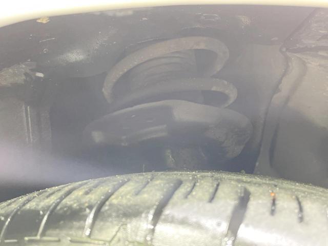 ノート Ｓ　ＦＯＵＲ　純正９型ナビ　衝突軽減　シートヒーター　デジタルインナーミラー　ステアリングヒーター　オートエアコン　ステアリングスイッチ　オートハイビーム　ウィンカーミラー　スマートキー　１５ＡＷ（63枚目）