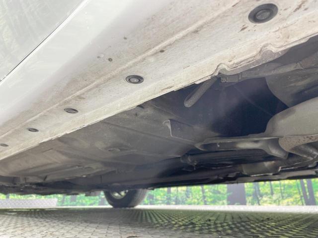 ノート Ｓ　ＦＯＵＲ　純正９型ナビ　衝突軽減　シートヒーター　デジタルインナーミラー　ステアリングヒーター　オートエアコン　ステアリングスイッチ　オートハイビーム　ウィンカーミラー　スマートキー　１５ＡＷ（65枚目）