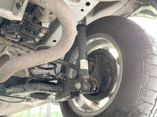 ノート ｅ－パワー　Ｘ　ＦＯＵＲ　ブラックアロー　ＳＤナビ　全周囲カメラ　衝突被害軽減　レーダークルーズ　禁煙車　コーナーセンサー　デジタルインナーミラー　スマートキー　ＬＥＤヘッド　オートライト　オートエアコン　純正１５ＡＷ　Ｂｌｕｅｔｏｏｔｈ再生（21枚目）