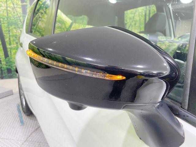 ノート ｅ－パワー　Ｘ　ＦＯＵＲ　ブラックアロー　ＳＤナビ　全周囲カメラ　衝突被害軽減　レーダークルーズ　禁煙車　コーナーセンサー　デジタルインナーミラー　スマートキー　ＬＥＤヘッド　オートライト　オートエアコン　純正１５ＡＷ　Ｂｌｕｅｔｏｏｔｈ再生（49枚目）