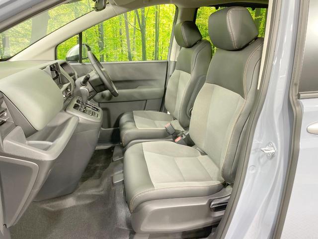 フリード e:HEVクロスター 登録済未使用車 両側電動ドア 衝突軽減 レーダークルーズ スマートキー LEDヘッド オートハイビーム クリアランスソナー オートライト オートエアコン 禁煙車 寒冷地仕様 純正15AW(9枚目)