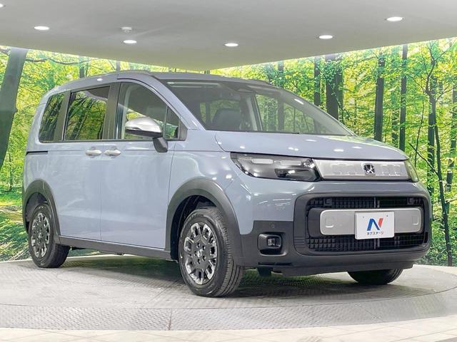 フリード e:HEVクロスター 登録済未使用車 両側電動ドア 衝突軽減 レーダークルーズ スマートキー LEDヘッド オートハイビーム クリアランスソナー オートライト オートエアコン 禁煙車 寒冷地仕様 純正15AW(18枚目)