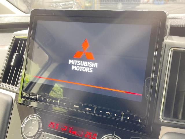 【メーカー純正１０．１型ナビ】インテリアに溶け込むスタイリッシュな「専用設計」メーカーナビを装備♪視認性や操作性など基本性能にも優れ、より上質なカーライフをお楽しみいただけます。