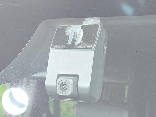 N-BOXカスタム ターボコーディネートスタイル 4WD メーカー9型ナビ ターボ 両側電動スライドドア 衝突軽減 バックカメラ レーダークルーズ シートヒーター ドラレコ シートバックテーブル 純正AW スマートキー LEDヘッド ETC(22枚目)