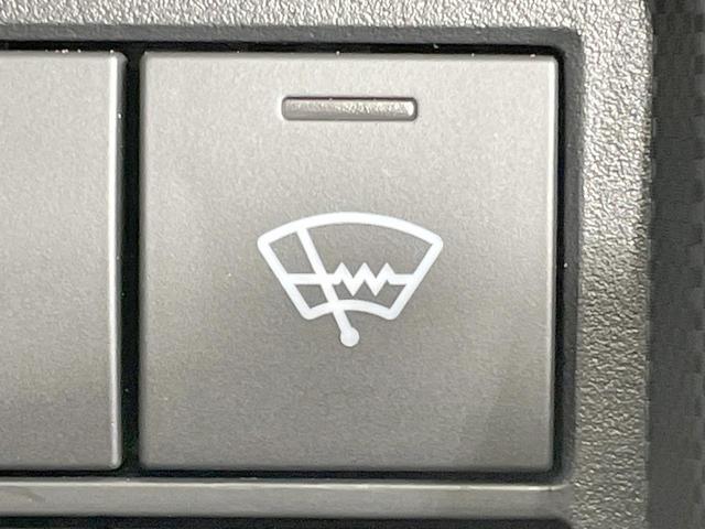 ライズ Ｚ　登録済未使用車　純正９型ＤＡ　全周囲カメラ　衝突軽減　レーダークルーズ　シートヒーター　寒冷地仕様　ＬＥＤヘッド・フォグ　アイドリングストップ　純正１７ＡＷ　ＡｐｐｌｅＣａｒＰｌａｙ　コーナーセンサー（8枚目）