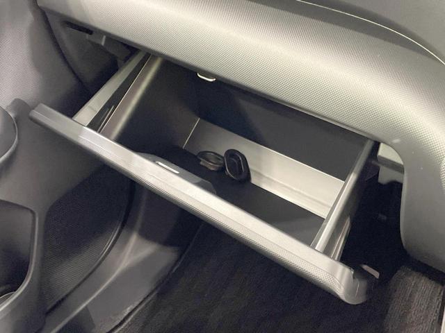 ライズ Ｚ　登録済未使用車　純正９型ＤＡ　全周囲カメラ　衝突軽減　レーダークルーズ　シートヒーター　寒冷地仕様　ＬＥＤヘッド・フォグ　アイドリングストップ　純正１７ＡＷ　ＡｐｐｌｅＣａｒＰｌａｙ　コーナーセンサー（52枚目）