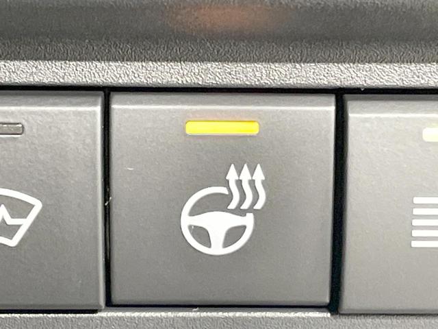 ヤリスクロス ハイブリッドZ 登録済未使用車 純正8型ナビ 全周囲カメラ 寒冷地仕様 衝突軽減 レーダークルーズ パワーシート シートヒーター ETC LEDヘッド ステアリングヒーター スマートキー 純正18AW オートエアコン(35枚目)