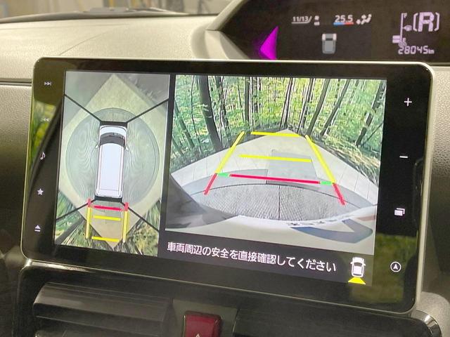 【パノラマモニター】専用のカメラにより、上から見下ろしたような視点で３６０度クルマの周囲を確認することができます☆死角部分も確認しやすく、狭い場所での切り返しや駐車もスムーズに行えます。