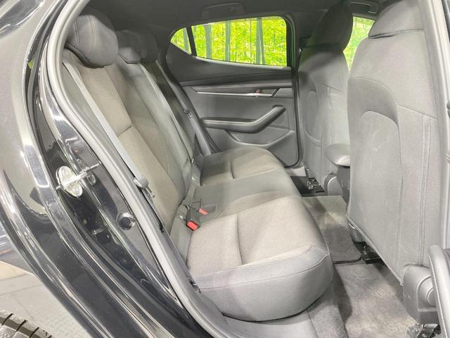 MAZDA3ファストバック 15S 4WD 禁煙車 8.8型マツダコネクトナビ 全周囲カメラ 衝突軽減 レーダークルーズ ドラレコ ETC LEDヘッド 純正16AW オートエアコン コーナーセンサー スマートキー アイドリングストップ(10枚目)
