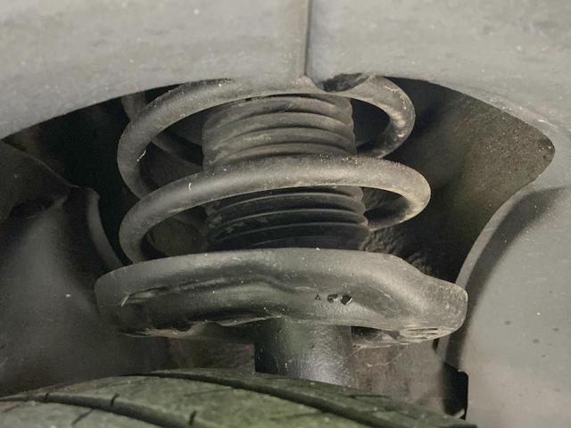 MAZDA3ファストバック 15S 4WD 禁煙車 8.8型マツダコネクトナビ 全周囲カメラ 衝突軽減 レーダークルーズ ドラレコ ETC LEDヘッド 純正16AW オートエアコン コーナーセンサー スマートキー アイドリングストップ(67枚目)