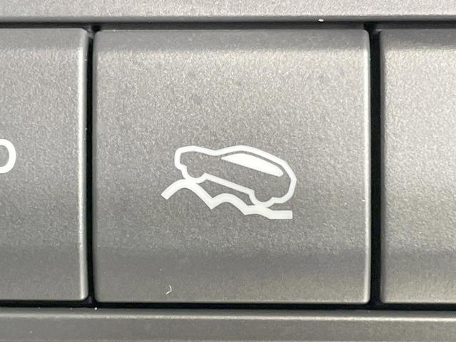 CX-30 20S ブラックトーンエディション 4WD 純正8.8型ナビ 全周囲カメラ 衝突軽減 シートヒーター レーダークルーズ ETC 純正AW ドラレコ 電動リアゲート パワーシート スマートキー パドルシフト クリアランスソナー(33枚目)