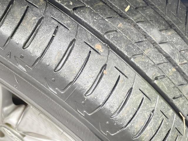 シエンタ Ｇ　クエロ　４ＷＤ　両側電動ドア　全周囲カメラ　寒冷地仕様　衝突被害軽減システム　コーナーセンサー　スマートキー　ＬＥＤヘッド　ビルトインＥＴＣ　純正１５インチアルミ　オートハイビーム　車線逸脱警報（61枚目）