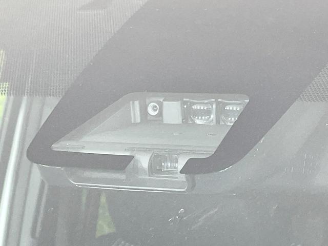 ヴォクシー ＺＳ　煌ＩＩ　純正９型ナビ　バックカメラ　衝突軽減　両側電動ドア　７人乗り　寒冷地仕様　クルコン　ＬＥＤヘッド　純正１６ＡＷ　ステアリングスイッチ　デュアルエアコン　Ｂｌｕｅｔｏｏｔｈ再生　オートライト（6枚目）