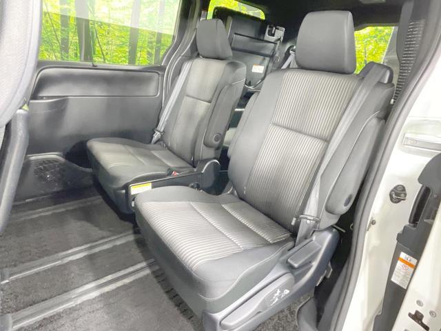 ヴォクシー ＺＳ　煌ＩＩ　純正９型ナビ　バックカメラ　衝突軽減　両側電動ドア　７人乗り　寒冷地仕様　クルコン　ＬＥＤヘッド　純正１６ＡＷ　ステアリングスイッチ　デュアルエアコン　Ｂｌｕｅｔｏｏｔｈ再生　オートライト（38枚目）
