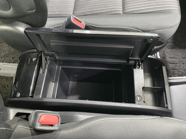 ヴォクシー ＺＳ　煌ＩＩ　純正９型ナビ　バックカメラ　衝突軽減　両側電動ドア　７人乗り　寒冷地仕様　クルコン　ＬＥＤヘッド　純正１６ＡＷ　ステアリングスイッチ　デュアルエアコン　Ｂｌｕｅｔｏｏｔｈ再生　オートライト（65枚目）