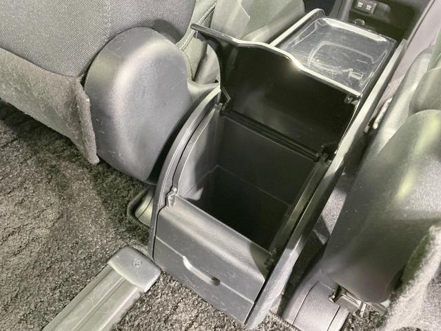 ヴォクシー ＺＳ　煌ＩＩ　純正９型ナビ　バックカメラ　衝突軽減　両側電動ドア　７人乗り　寒冷地仕様　クルコン　ＬＥＤヘッド　純正１６ＡＷ　ステアリングスイッチ　デュアルエアコン　Ｂｌｕｅｔｏｏｔｈ再生　オートライト（72枚目）