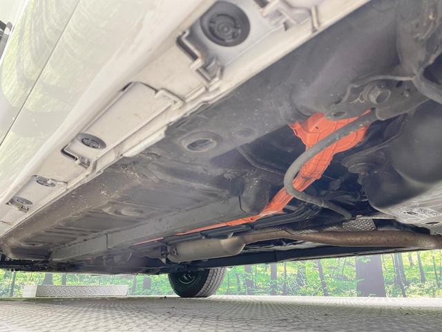 アクア Ｇ　４ＷＤ　純正１０．５ＤＡ　寒冷地仕様　全周囲カメラ　ＡＣ１００Ｖ電源　トヨタセーフティセンス　禁煙車　コーナーセンサー　レーンキープ　スマートキー　ＬＥＤヘッド　ＥＴＣ　ブラインドスポットモニター（53枚目）