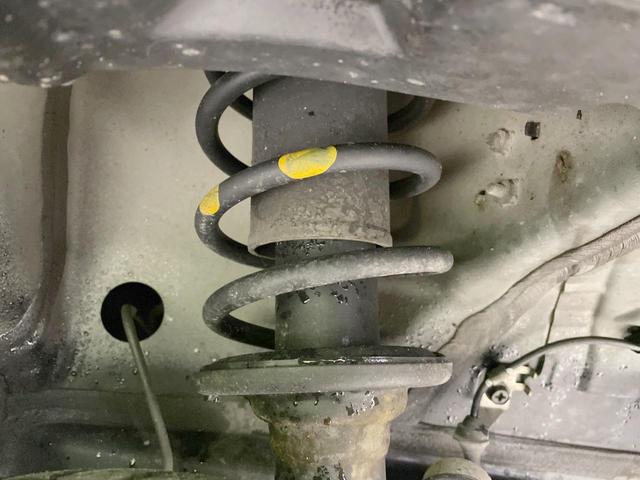 ハスラー ＪスタイルＩＩターボ　４ＷＤ　ＳＤナビ　衝突軽減ブレーキ　シートヒーター　クルーズコントロール　２トーン　ステアリングスイッチ　ＨＩＤヘッドライト　オートエアコン　アイドリングストップ　純正１５ＡＷ　ダウンヒルアシスト（62枚目）