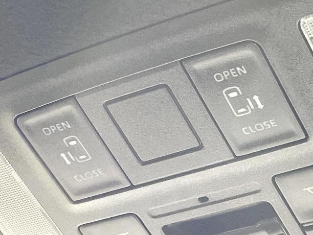 ノア S-Z 4WD 両側電動ドア SDナビ 後席モニター バックカメラ 寒冷地仕様 衝突被害軽減システム レーダークルーズ ハーフレザーシート ドラレコ コーナーセンサー スマートキー LEDヘッド 禁煙車(7枚目)