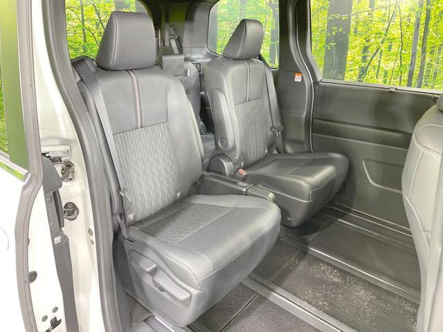 ノア S-Z 4WD 両側電動ドア SDナビ 後席モニター バックカメラ 寒冷地仕様 衝突被害軽減システム レーダークルーズ ハーフレザーシート ドラレコ コーナーセンサー スマートキー LEDヘッド 禁煙車(10枚目)