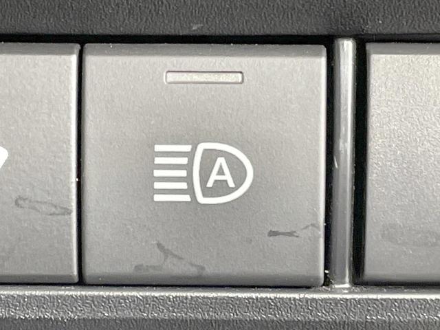 ノア S-Z 4WD 両側電動ドア SDナビ 後席モニター バックカメラ 寒冷地仕様 衝突被害軽減システム レーダークルーズ ハーフレザーシート ドラレコ コーナーセンサー スマートキー LEDヘッド 禁煙車(37枚目)