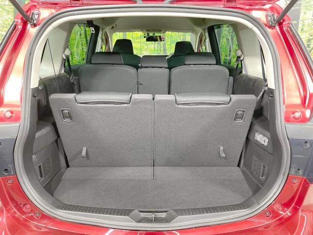 プレマシー ２０Ｓ　禁煙車　ＳＤナビ　バックカメラ　電動スライドドア　７人乗り　ドライブレコーダー　ＥＴＣ　ＨＩＤヘッドライト　スマートキー　ステアリングスイッチ　純正１５ＡＷ　オートライト　横滑り防止（12枚目）