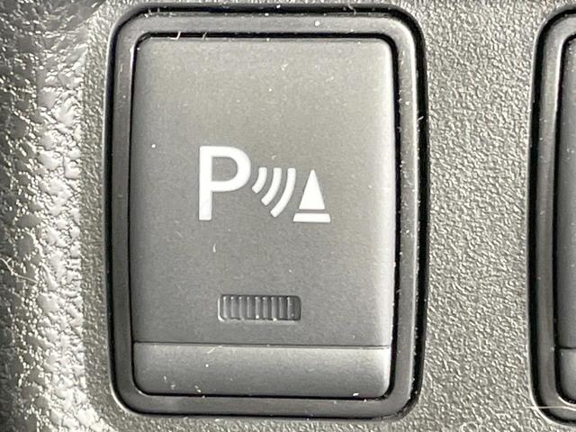 ノート X FOUR 後期型 4WD 禁煙車 SDナビ 衝突軽減 ドライブレコーダー フロント・バックソナー Bluetooth再生 横滑り防止 スマートキー オートライト 車線逸脱警報 ヘッドライトレベライザー(7枚目)