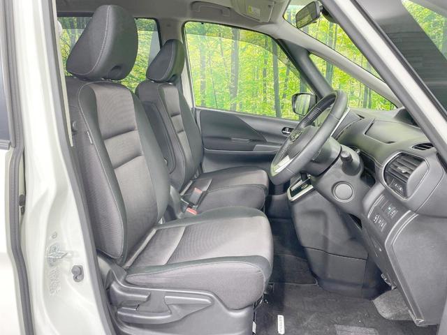 セレナ ハイウェイスター　フリップダウン　純正９型ナビ　全周囲カメラ　両側電動ドア　衝突軽減　ＥＴＣ　ＬＥＤヘッド　クルコン　アイドリングストップ　ステアリングスイッチ　Ｂｌｕｅｔｏｏｔｈ再生　オートエアコン　純正１５ＡＷ（9枚目）