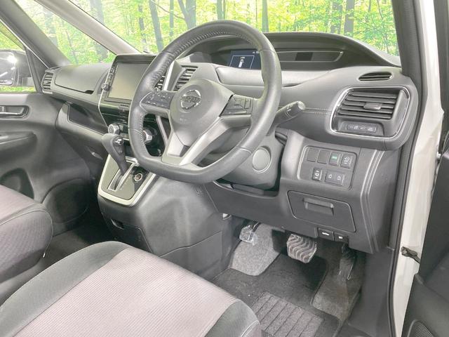 セレナ ハイウェイスター　フリップダウン　純正９型ナビ　全周囲カメラ　両側電動ドア　衝突軽減　ＥＴＣ　ＬＥＤヘッド　クルコン　アイドリングストップ　ステアリングスイッチ　Ｂｌｕｅｔｏｏｔｈ再生　オートエアコン　純正１５ＡＷ（50枚目）
