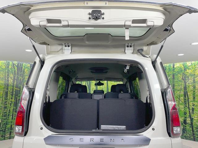 セレナ ハイウェイスター　フリップダウン　純正９型ナビ　全周囲カメラ　両側電動ドア　衝突軽減　ＥＴＣ　ＬＥＤヘッド　クルコン　アイドリングストップ　ステアリングスイッチ　Ｂｌｕｅｔｏｏｔｈ再生　オートエアコン　純正１５ＡＷ（56枚目）