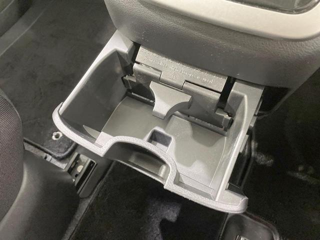 セレナ ハイウェイスター　フリップダウン　純正９型ナビ　全周囲カメラ　両側電動ドア　衝突軽減　ＥＴＣ　ＬＥＤヘッド　クルコン　アイドリングストップ　ステアリングスイッチ　Ｂｌｕｅｔｏｏｔｈ再生　オートエアコン　純正１５ＡＷ（65枚目）