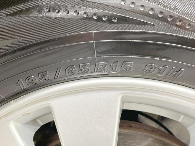 セレナ ハイウェイスター　フリップダウン　純正９型ナビ　全周囲カメラ　両側電動ドア　衝突軽減　ＥＴＣ　ＬＥＤヘッド　クルコン　アイドリングストップ　ステアリングスイッチ　Ｂｌｕｅｔｏｏｔｈ再生　オートエアコン　純正１５ＡＷ（68枚目）