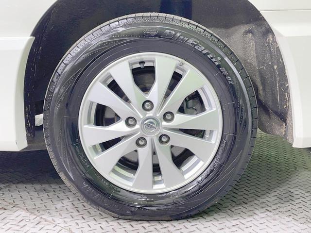 セレナ ハイウェイスター　フリップダウン　純正９型ナビ　全周囲カメラ　両側電動ドア　衝突軽減　ＥＴＣ　ＬＥＤヘッド　クルコン　アイドリングストップ　ステアリングスイッチ　Ｂｌｕｅｔｏｏｔｈ再生　オートエアコン　純正１５ＡＷ（70枚目）