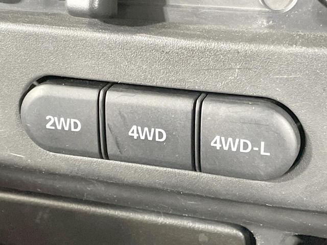 ジムニー ワイルドウインド　４ＷＤ　禁煙車　ターボ　シートヒーター　オーディオ　ルーフレール　純正１６ＡＷ　電動格納ミラー　ヘッドライトレベライザー　トラクションコントロール　衝突安全ボディ（6枚目）