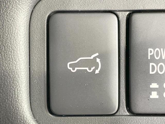 デリカD:5 シャモニー 禁煙車 両側電動ドア 電動リアゲート パワーシート 全周囲カメラ 衝突軽減 レーダークルーズ ハーフレザーシート コーナーセンサー スマートキー LEDヘッド・フォグ オートライト(4枚目)