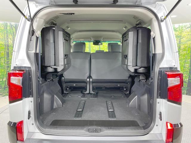 デリカD:5 シャモニー 禁煙車 両側電動ドア 電動リアゲート パワーシート 全周囲カメラ 衝突軽減 レーダークルーズ ハーフレザーシート コーナーセンサー スマートキー LEDヘッド・フォグ オートライト(12枚目)