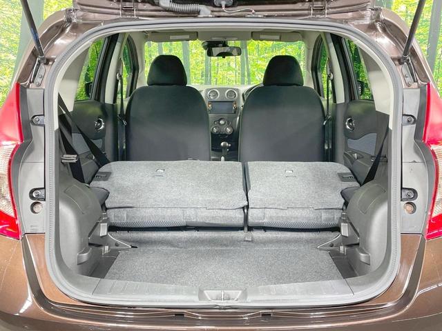 ノート X FOUR Vセレクション+セーフティ 4WD 純正ナビ バックカメラ 衝突軽減ブレーキ スマートキー Bluetooth フルセグ 電動格納ミラー 横滑り防止 パワーウィンドウ ヘッドライトレベライザー トラクションコントロール(11枚目)