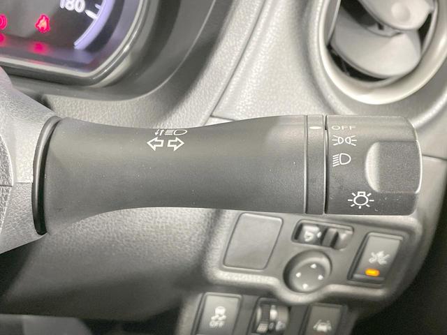 ノート X FOUR Vセレクション+セーフティ 4WD 純正ナビ バックカメラ 衝突軽減ブレーキ スマートキー Bluetooth フルセグ 電動格納ミラー 横滑り防止 パワーウィンドウ ヘッドライトレベライザー トラクションコントロール(26枚目)