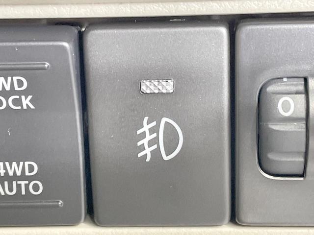 エブリイワゴン PZターボスペシャル 4WD 届出済未使用車 両側電動ドア 衝突軽減 コーナーセンサー シートヒーター アイドリングストップ LEDヘッドライト 純正14AW スマートキー オートエアコン ステアリングスイッチ(40枚目)