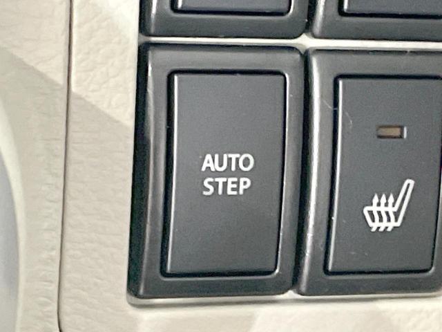 エブリイワゴン PZターボスペシャル 4WD 届出済未使用車 両側電動ドア 衝突軽減 コーナーセンサー シートヒーター アイドリングストップ LEDヘッドライト 純正14AW スマートキー オートエアコン ステアリングスイッチ(42枚目)