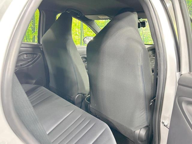 ヤリス Ｘ　純正ナビ　バックカメラ　寒冷地仕様　衝突軽減　レーダークルーズ　オートハイビーム　ＥＴＣ　ステアリングスイッチ　スマートキー　ドライブレコーダー　横滑り防止　Ｂｌｕｅｔｏｏｔｈ　横滑り防止（42枚目）