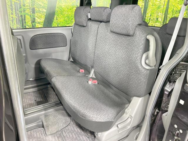 シエンタ ＤＩＣＥリミテッド　４ＷＤ　純正ナビ　バックカメラ　電動スライドドア　ＥＴＣ　７人乗り　ＨＩＤヘッドライト　１４インチＡＷ　電動格納ミラー　オートエアコン　トラクションコントロール　革巻きステアリング（36枚目）