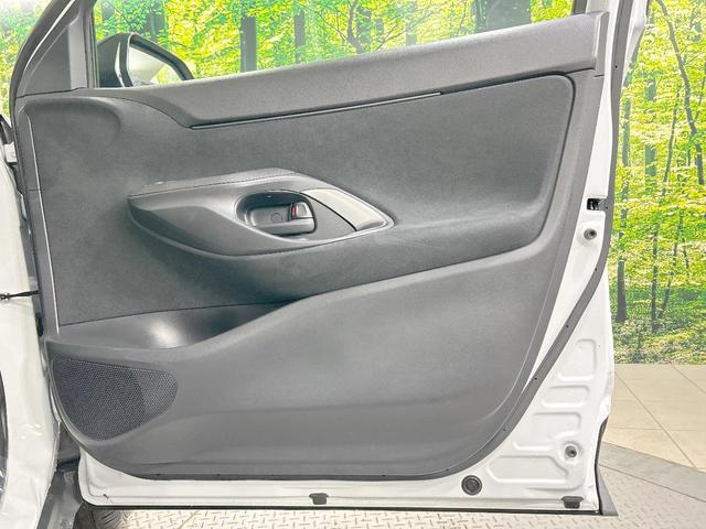 ヤリスクロス ハイブリッドZ 4WD 純正8インチナビ 全周囲カメラ 衝突被害軽減システム レーダークルーズ 禁煙車 シートヒーター ステアリングヒーター 寒冷地仕様 フルセグTV パワーシート コーナーセンサー ETC(32枚目)